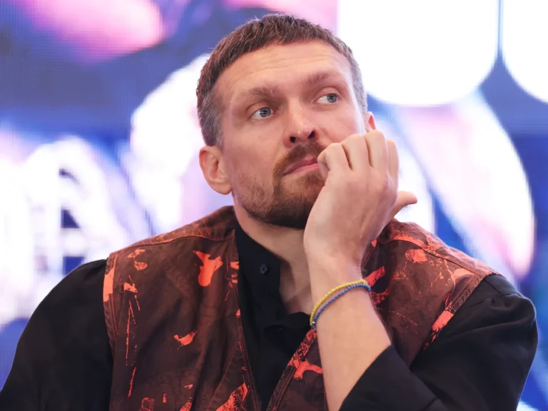 Oleksandr Usyk Heartbreakingly Set to Miss Out on Dream Fight, S Oleksandr Usyk