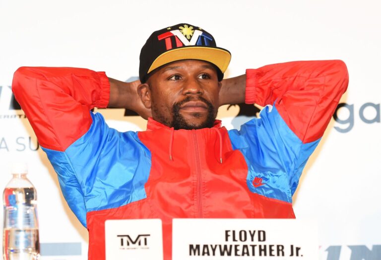 Why Floyd Mayweather was instantly criticized for pricing himself o Floyd Mayweather