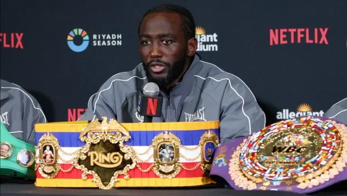 Watch Terence Crawford Drops 5-Word Reaction To Canelo Alvarez Terence Crawford